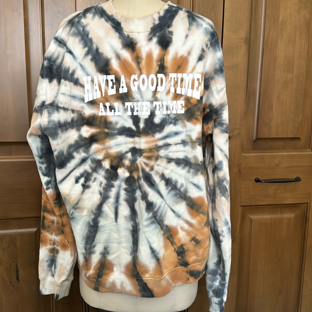 VOLCOM SWEATSHIRT